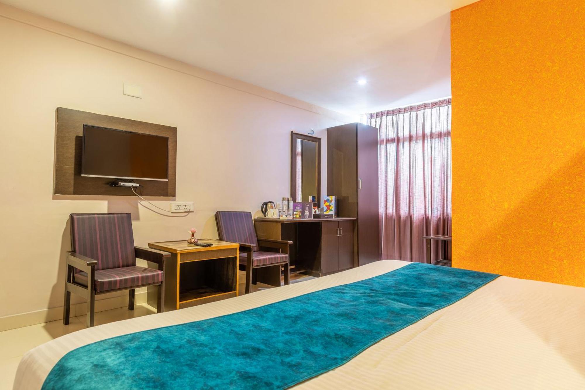 Vinayaga Inn By Poppys, Udagamandalam Exterior foto