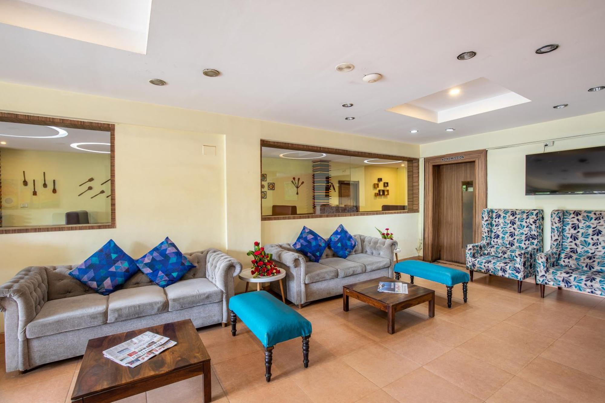 Vinayaga Inn By Poppys, Udagamandalam Exterior foto