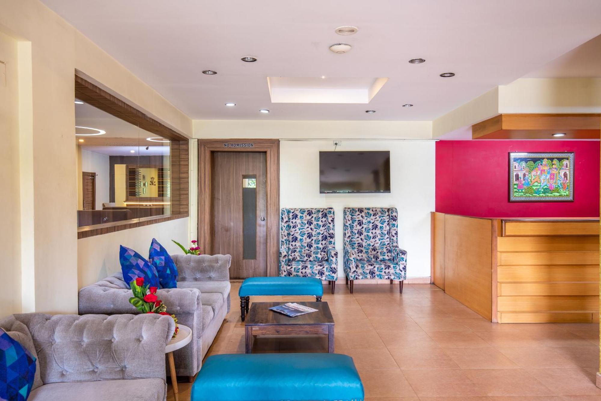 Vinayaga Inn By Poppys, Udagamandalam Exterior foto