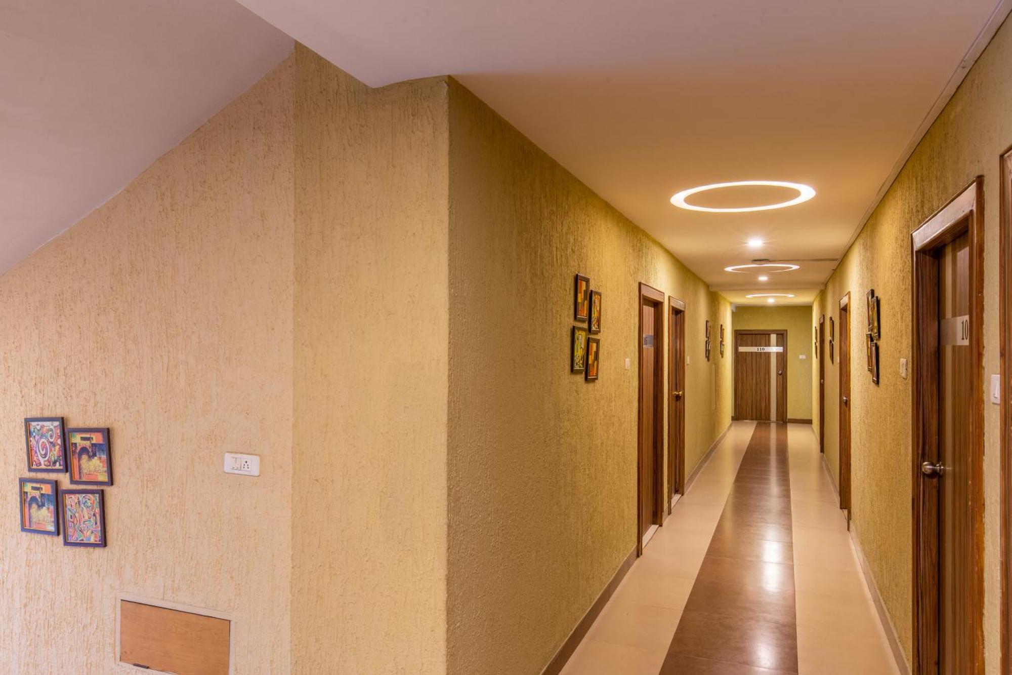 Vinayaga Inn By Poppys, Udagamandalam Exterior foto