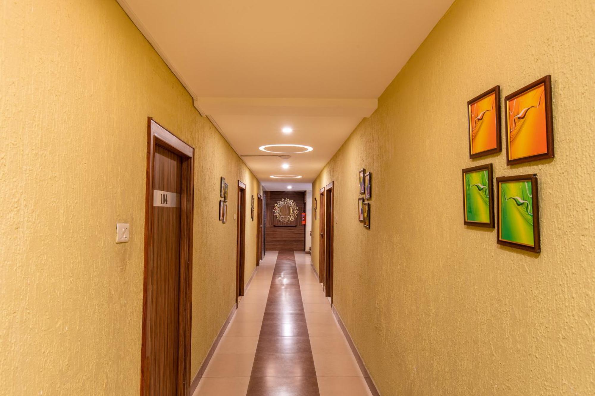 Vinayaga Inn By Poppys, Udagamandalam Exterior foto